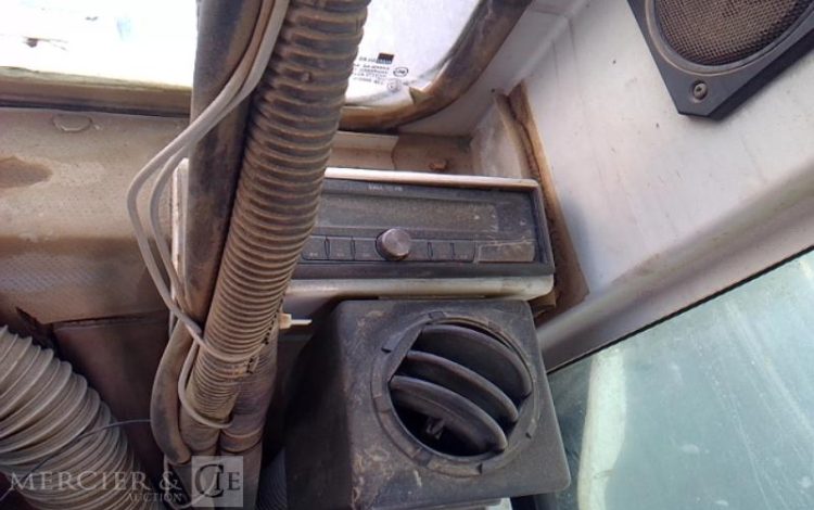 TAKEUCHI MINIPELLE TB160C -5T7 – 4031H – AN2013 GRIS 16050066