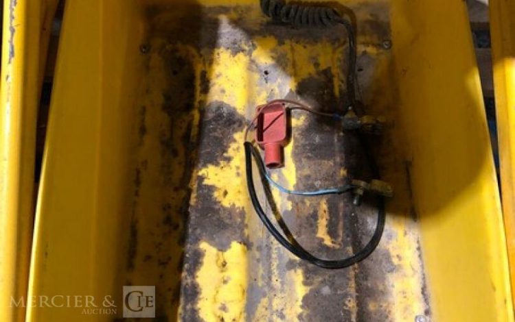 LACROIX MILLENIUM FC 15  FEU013419