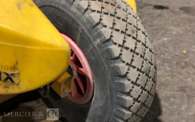 LACROIX MILLENIUM FC 15  FEU013419