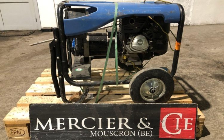 SDMO PERFORM 4500  GRO010898