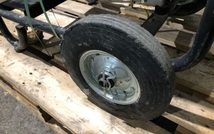 SDMO PERFORM 4500  GRO010898