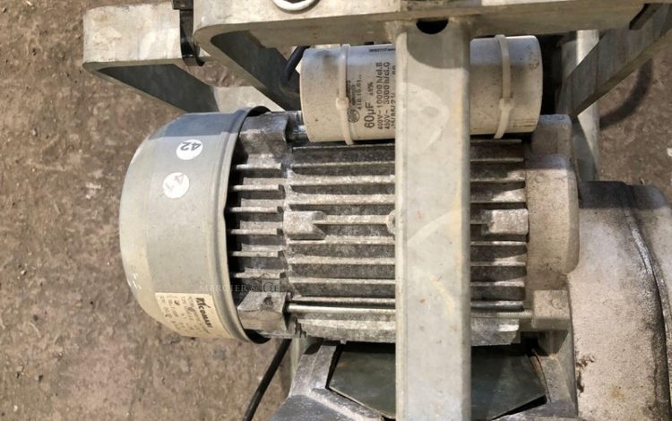 COMABI APACHE BA 150 ST  LEV010343