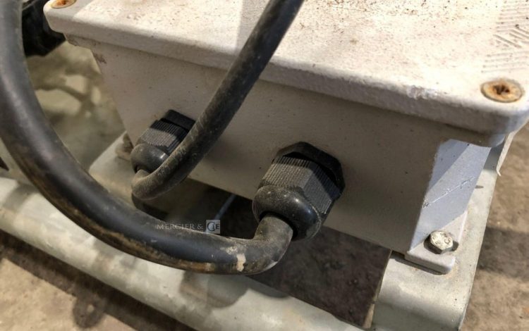 COMABI APACHE BA 150 ST  LEV010343