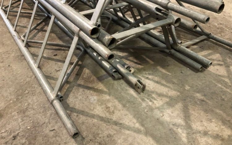 COMABI APACHE BA 150 ST  LEV010343