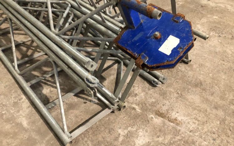 COMABI APACHE BA 150 ST  LEV010343