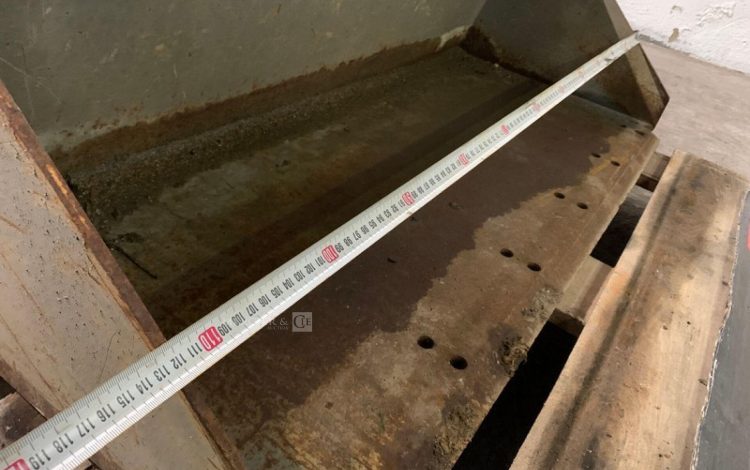 DITCH WITCH 110CM  22MAM12026