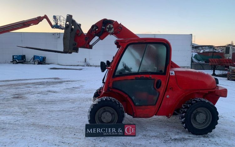 JCB 520-40 4WS  9705