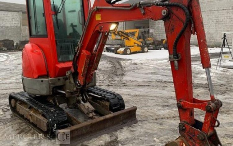 YANMAR VIO25-4  6367