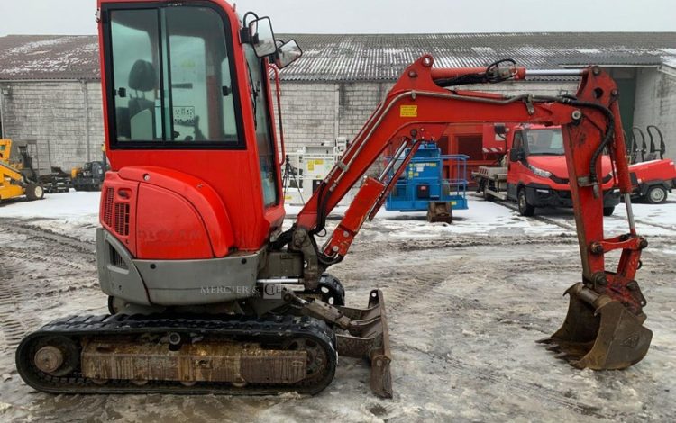 YANMAR VIO25-4  6367