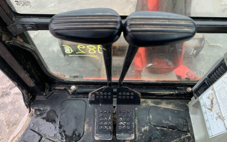 CATERPILLAR 303E  9826