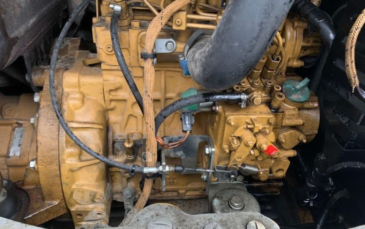 CATERPILLAR 303E  9826