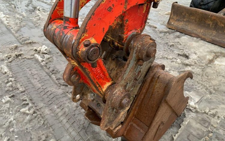 CATERPILLAR 303E  9826