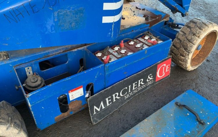 UPRIGHT AB38  TE13A1854