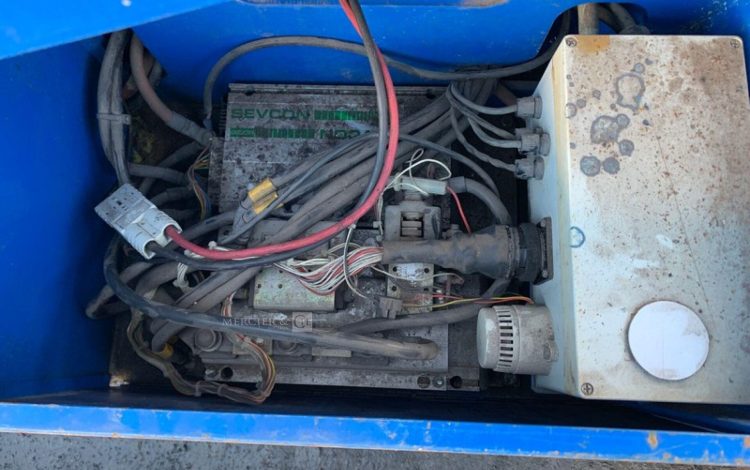 UPRIGHT AB38  TE13A1854