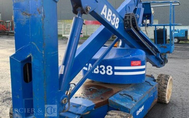 UPRIGHT AB38  TE13A1854
