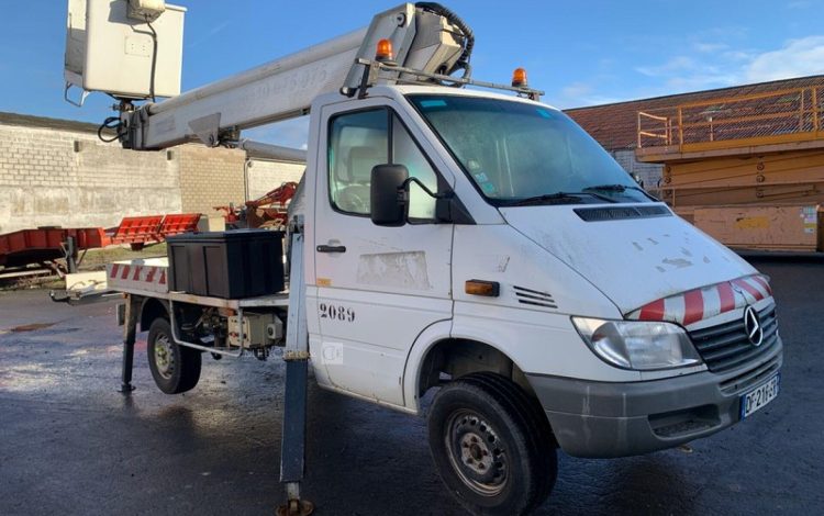 MERCEDES MERCEDES SPRINTER / MULTITEL 220 ALU  VL22A2089