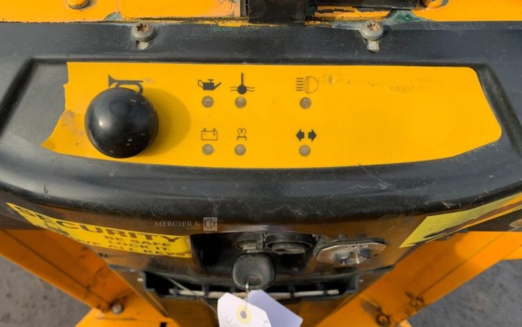 THWAITES MACH 573  SLCM1606