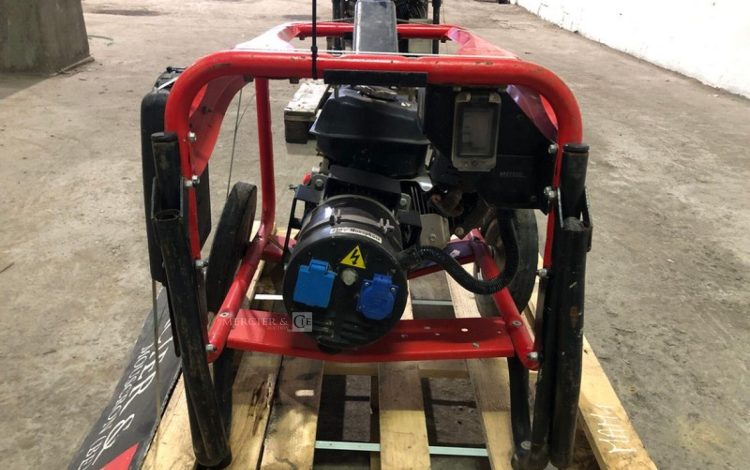 SDMO PERFORM 3000  66MAM12026