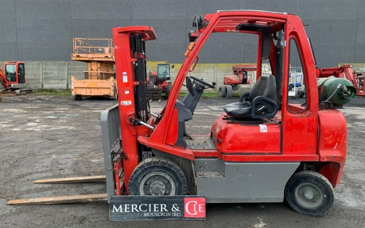 NISSAN U1D2A25LQ  50250358