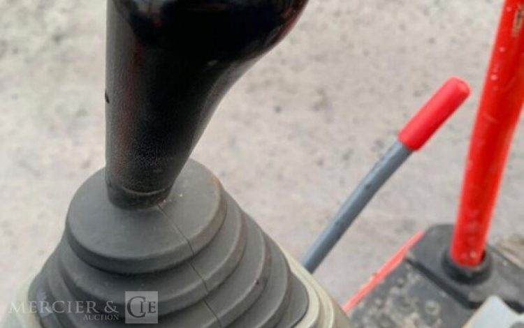 TAKEUCHI TB216  2380561