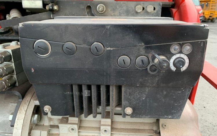 TAKEUCHI TB216  2380561