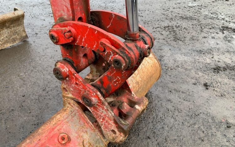 TAKEUCHI TB216  2380561