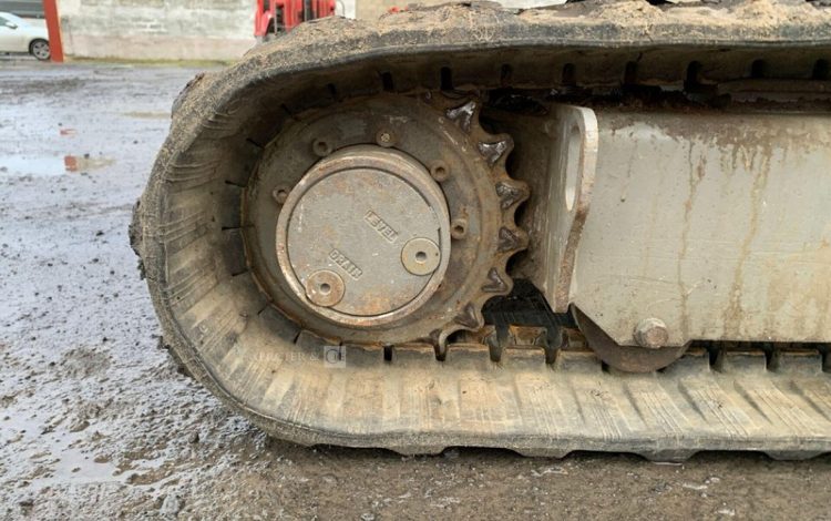 TAKEUCHI TB216  2380561