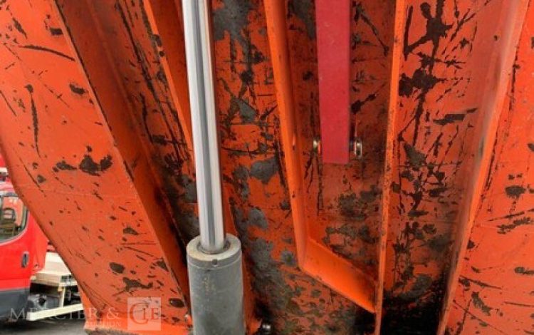 AUSA D250 AHGA  108152