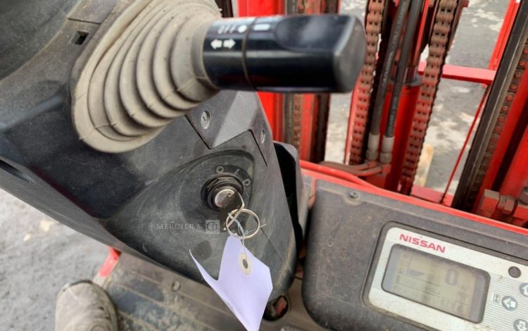 NISSAN 1Q2L25Q  43404571