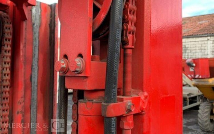 NISSAN 1Q2L25Q  43404571