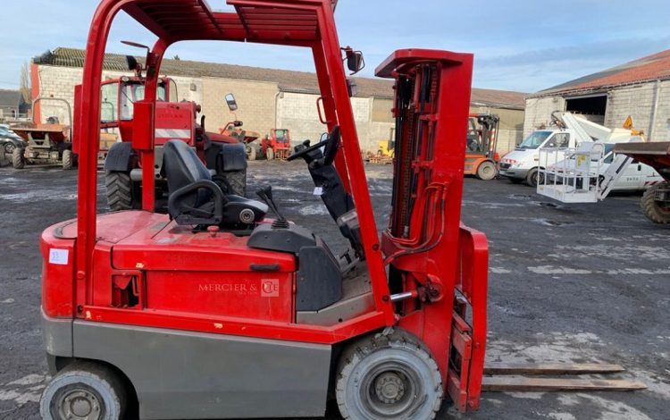 NISSAN 1Q2L25Q  43404571