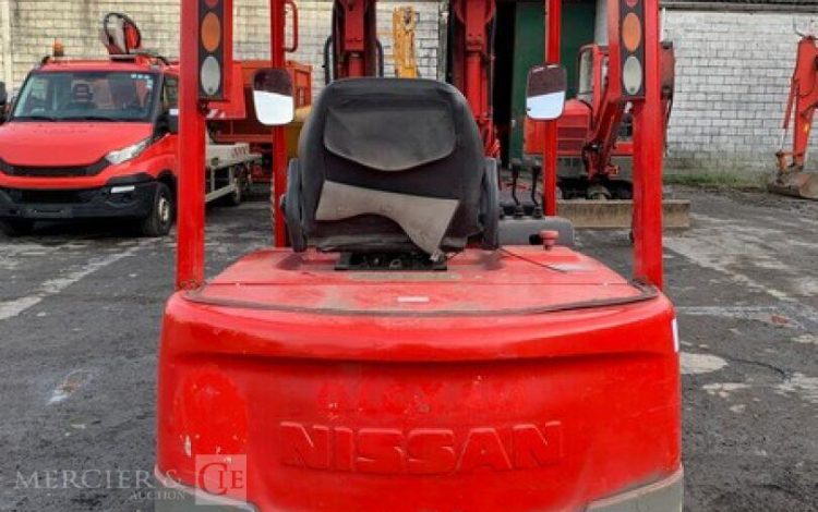 NISSAN 1Q2L25Q  43404571