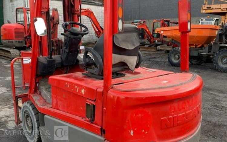 NISSAN 1Q2L25Q  43404571