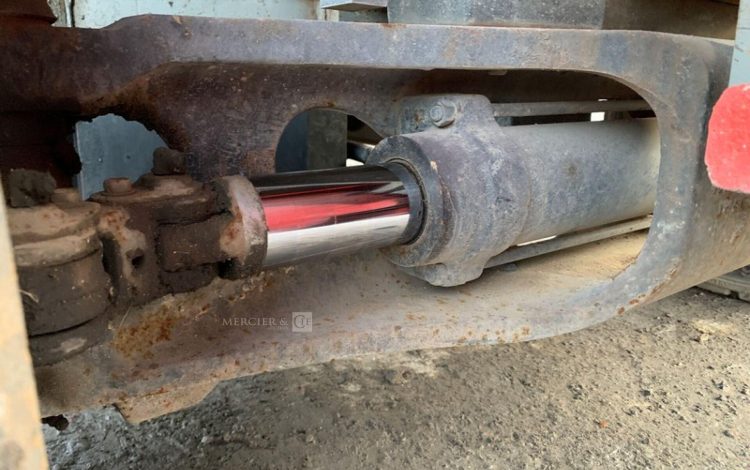 NISSAN Y1D2A25Q  50250387