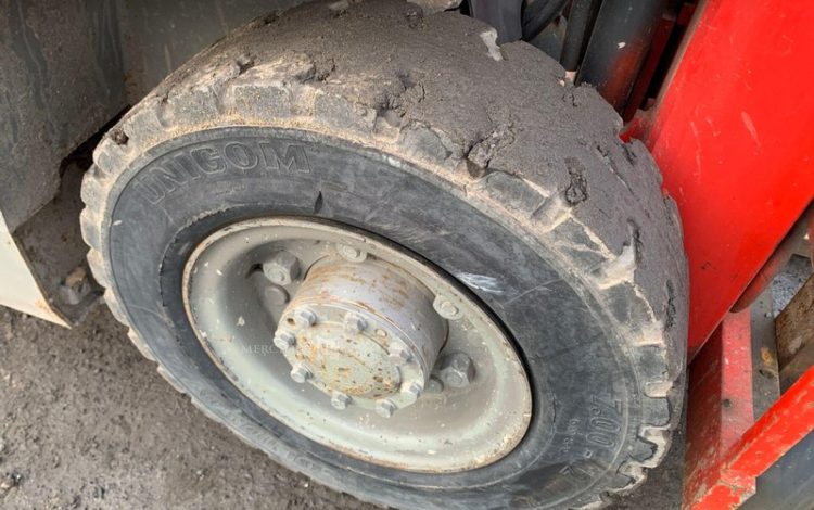 NISSAN Y1D2A25Q  50250387