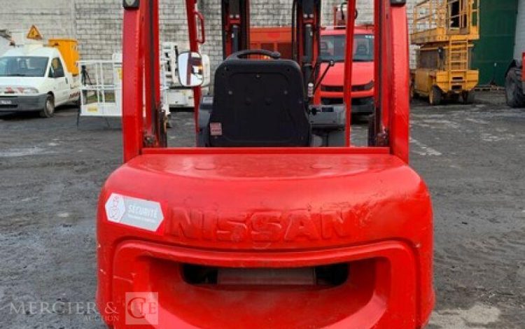 NISSAN Y1D2A25Q  50250387