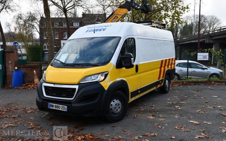 PEUGEOT BOXER FOURGON 435 2.2 BLUEHDI 165 L4H2 PREMIUM BLANC 1YBG449