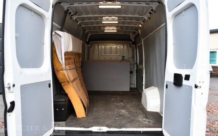 PEUGEOT BOXER FOURGON 435 2.2 BLUEHDI 165 L4H2 PREMIUM BLANC 1YBG449