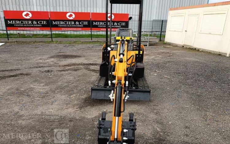 HIGHTOP MICROPELLE HT10 SUR CHENILLES DIESEL 1T – ANNEE 2025 – MATERIEL NEUF  293HT