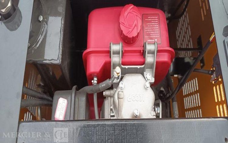 HIGHTOP MICROPELLE HT10 SUR CHENILLES DIESEL 1T – ANNEE 2025 – MATERIEL NEUF  293HT