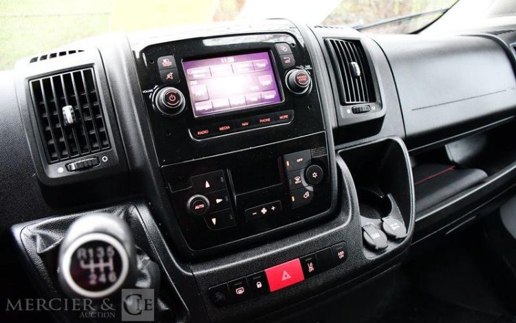 CITROEN JUMPER 4-35 L3H2 2,2 BLUEHDI 165ch DRIVER BLANC 2AWD553