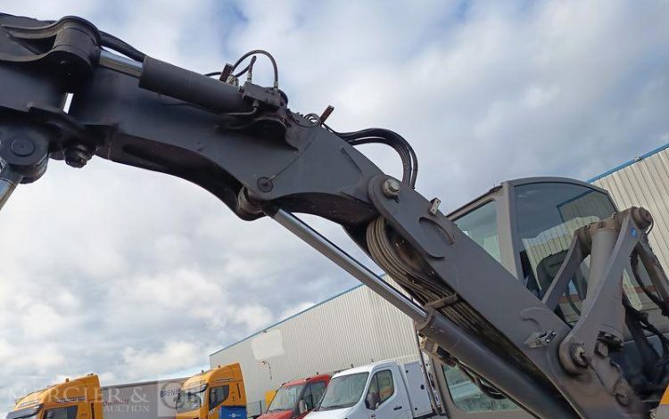 MECALAC PELLE SUR PNEUS 12MTX – ANNEE 2020 – 8087H  47124