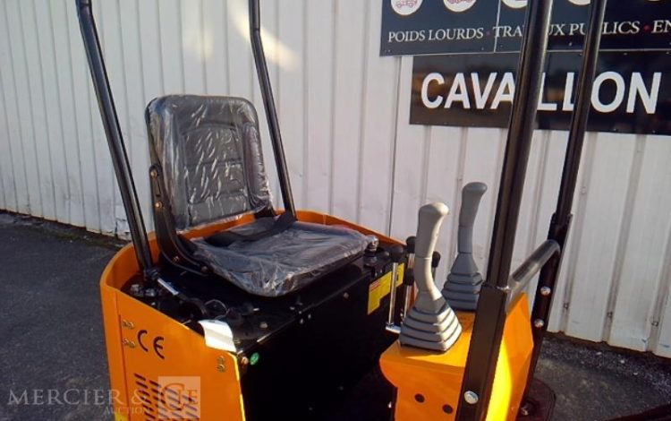 HIGHTOP MICROPELLE HT10 SUR CHENILLES DIESEL 1T – ANNEE 2025 – MATERIEL NEUF JAUNE 48321