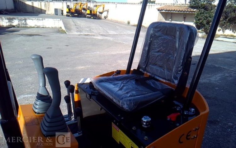 HIGHTOP MICROPELLE HT10 SUR CHENILLES DIESEL 1T – ANNEE 2025 – MATERIEL NEUF JAUNE 48321