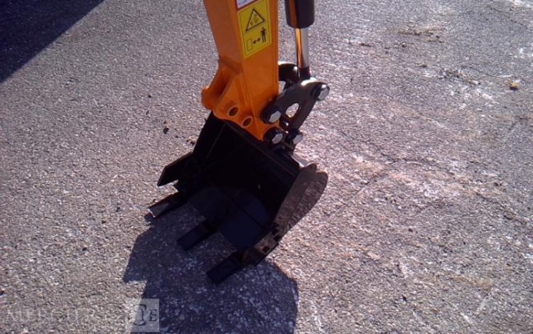 HIGHTOP MICROPELLE HT10 SUR CHENILLES DIESEL 1T – ANNEE 2025 – MATERIEL NEUF JAUNE 48322