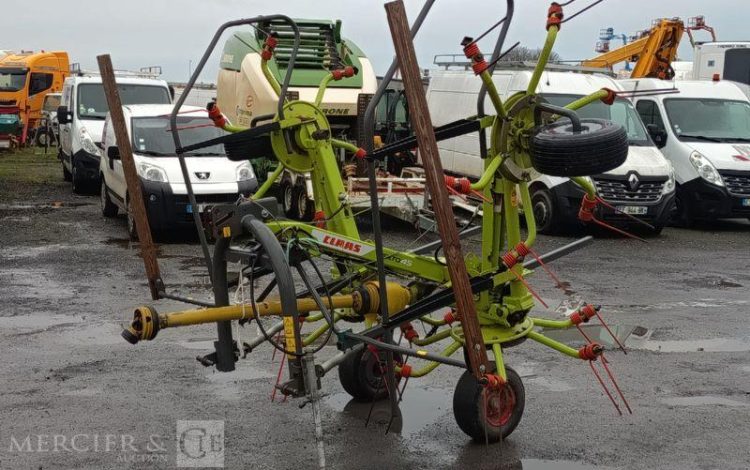 CLAAS FANEUSE PORTEE VOLTO 45 – 4 TOUPIES – ANNEE 2018  601506