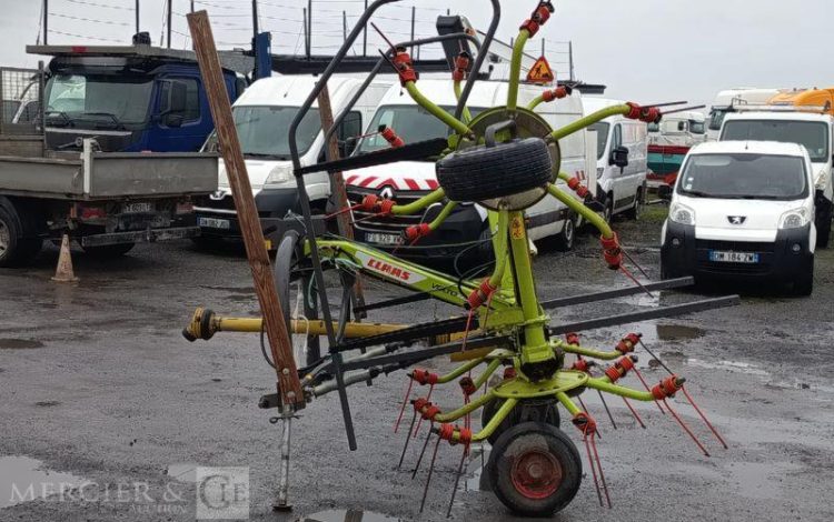 CLAAS FANEUSE PORTEE VOLTO 45 – 4 TOUPIES – ANNEE 2018  601506