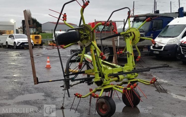 CLAAS FANEUSE PORTEE VOLTO 45 – 4 TOUPIES – ANNEE 2018  601506