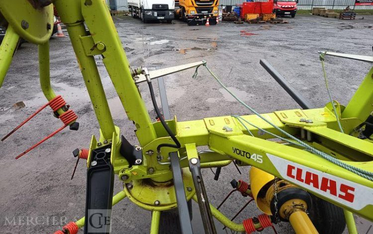 CLAAS FANEUSE PORTEE VOLTO 45 – 4 TOUPIES – ANNEE 2018  601506
