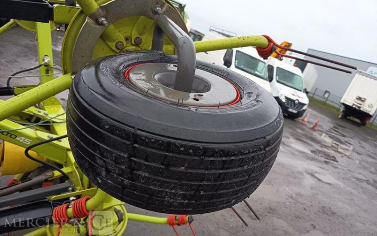 CLAAS FANEUSE PORTEE VOLTO 45 – 4 TOUPIES – ANNEE 2018  601506